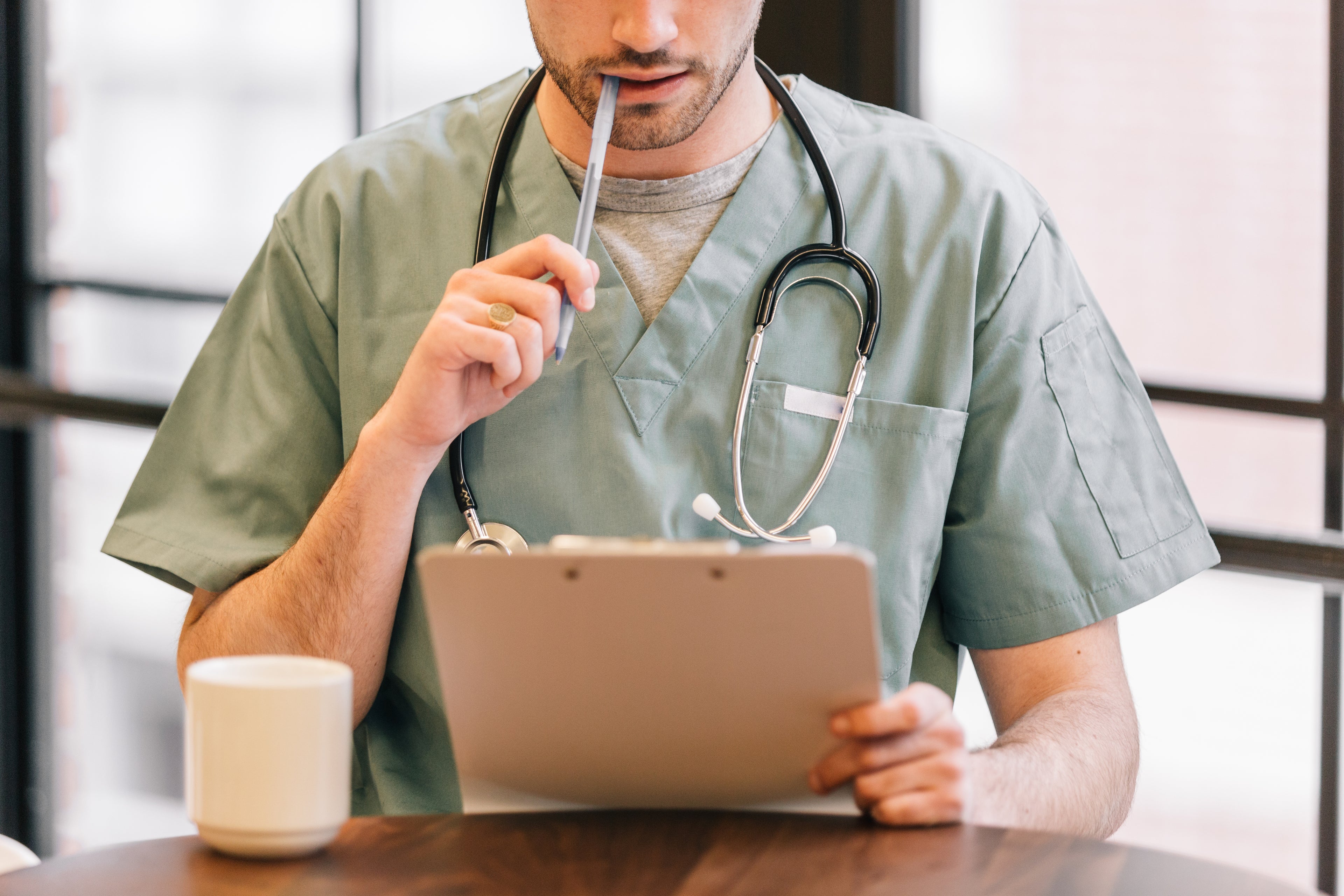 The Herbal Mojo for Guys Medical Disclaimer page - doctor with Clipboard